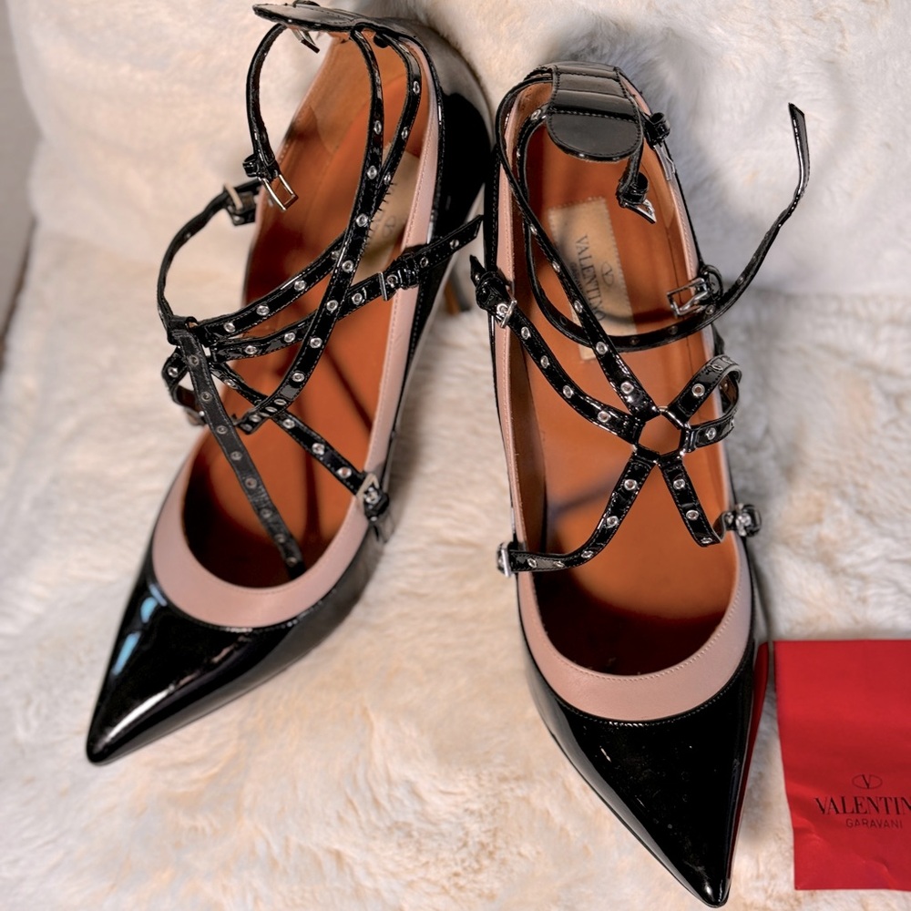Valentino Garavani, size EU 40